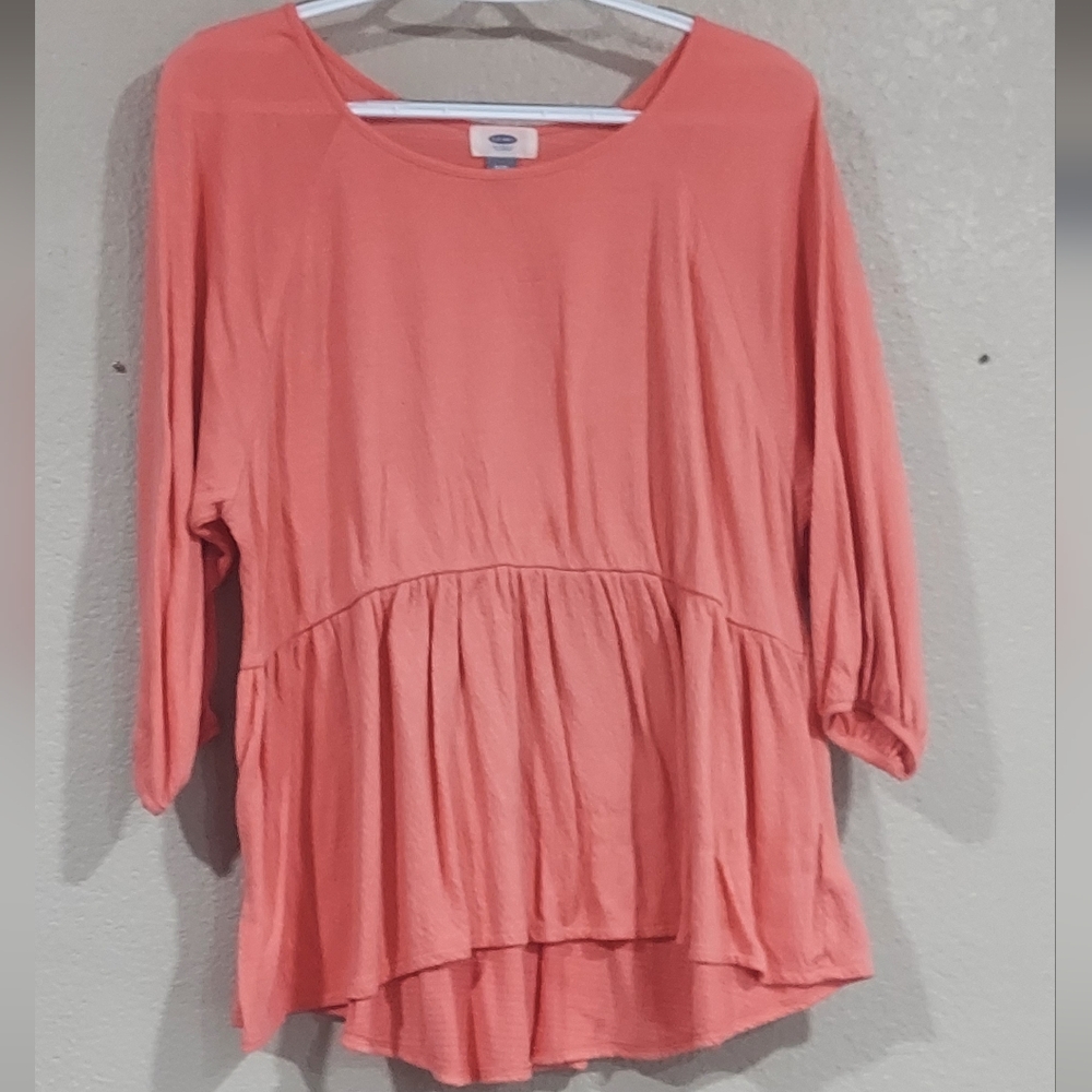 Old Navy Flowy Peach Top